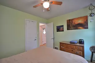 834 E Holt Ave, Milwaukee, WI 53207 - Photo 10