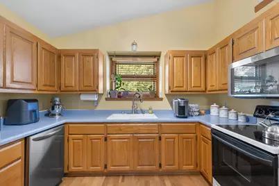 11405 W Kaul Ave, Milwaukee, WI 53225 - Photo 8