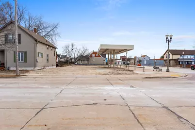 2023  Washington St, Two Rivers, WI 54241 - Photo 2