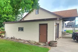 W8081 Parnell Rd, Mitchell, WI 53011 - Photo 4