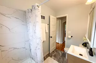 2159 Farnam St, La Crosse, WI 54601 - Photo 18