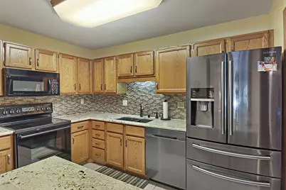 8631  31st Ct #104, Kenosha, WI 53142 - Photo 12