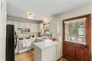 2020 Woodburn Rd, Waukesha, WI 53188 - Photo 10