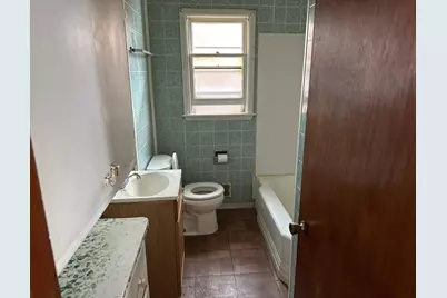 2025  Rupert Blvd, Racine, WI 53405 - Photo 16
