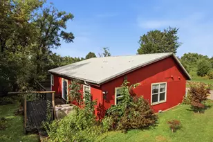 34810 Old Homer Rd, Homer, MN 55987 - Photo 8