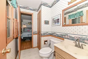 8231 W New Jersey Ave, Milwaukee, WI 53220 - Photo 18