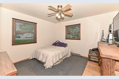 8231 W New Jersey Ave, Milwaukee, WI 53220 - Photo 16