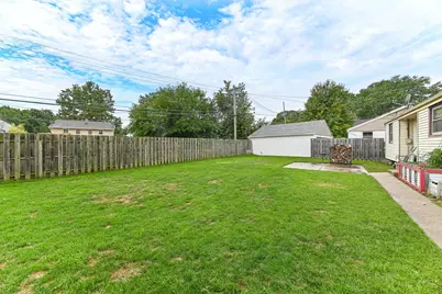 8231 W New Jersey Ave, Milwaukee, WI 53220 - Photo 26