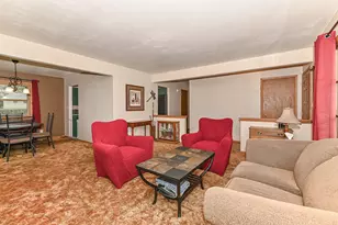 8231 W New Jersey Ave, Milwaukee, WI 53220 - Photo 6