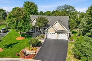1832 La Belle Springs Ct, Oconomowoc, WI 53066 - Photo 24