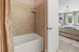 2586 S Austin St, Milwaukee, WI 53207 - Photo 18