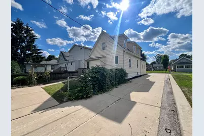 966 S 60th St, West Allis, WI 53214 - Photo 36