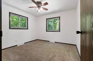 759 Hemlock Dr, Freedom, WI 54566 - Photo 20
