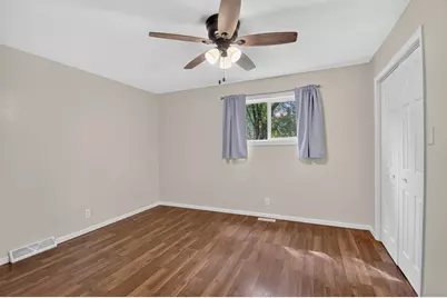 917  111th St, Pleasant Prairie, WI 53158 - Photo 14