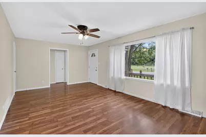 917  111th St, Pleasant Prairie, WI 53158 - Photo 4
