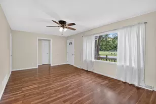 917 111th St, Pleasant Prairie, WI 53158 - Photo 4