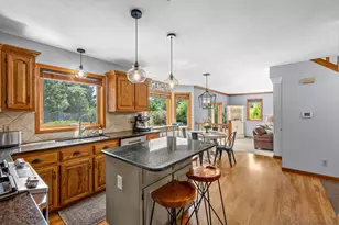 W237N3390 Five Fields Rd, Pewaukee, WI 53072 - Photo 16