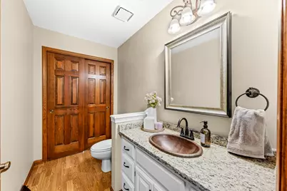 W237N3390  Five Fields Rd, Pewaukee, WI 53072 - Photo 22