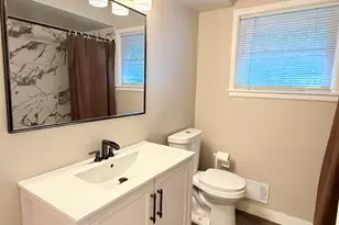 6432 N 84th St, Milwaukee, WI 53224 - Photo 6