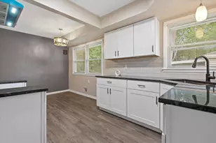 6432 N 84th St, Milwaukee, WI 53224 - Photo 4