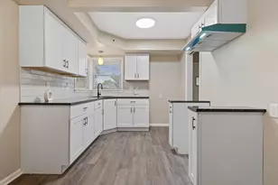 6432 N 84th St, Milwaukee, WI 53224 - Photo 2