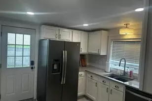 842 N 5th St, Sheboygan, WI 53081 - Photo 6