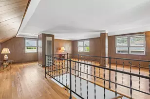 4554 S 48th St, Greenfield, WI 53220 - Photo 8