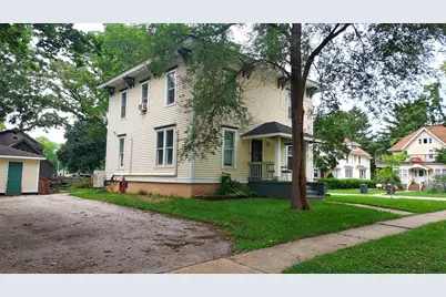 619  Division St, Mukwonago, WI 53149 - Photo 2