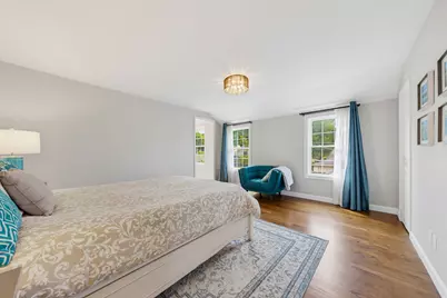 5251 N Santa Monica Blvd, Whitefish Bay, WI 53217 - Photo 20