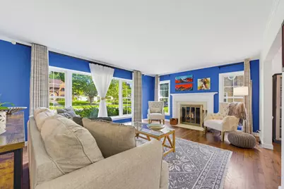 5251 N Santa Monica Blvd, Whitefish Bay, WI 53217 - Photo 6