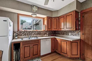 5674 N 37th St, Milwaukee, WI 53209 - Photo 14