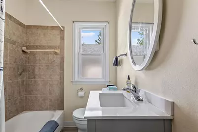 5674 N 37th St, Milwaukee, WI 53209 - Photo 20