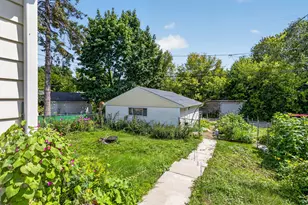 5674 N 37th St, Milwaukee, WI 53209 - Photo 36