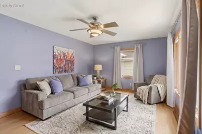 2016 S 96th St, West Allis, WI 53227 - Photo 8