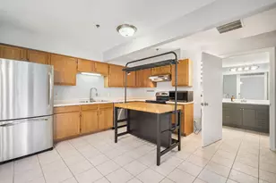 3651 E Barbara Ct, Oak Creek, WI 53154 - Photo 8