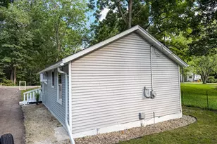 2908 Circle Dr, Burlington, WI 53105 - Photo 30