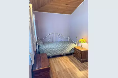 2908  Circle Dr, Burlington, WI 53105 - Photo 4