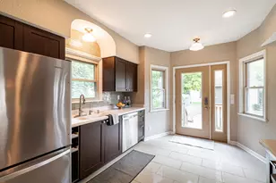 2718 N 67th St, Milwaukee, WI 53210 - Photo 10