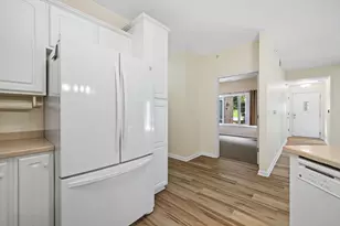6510 Spring St, Racine, WI 53406 - Photo 12
