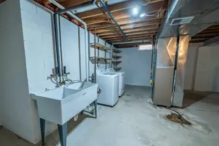9601 W Darnel Ave, Milwaukee, WI 53224 - Photo 32