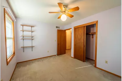 9601 W Darnel Ave, Milwaukee, WI 53224 - Photo 18