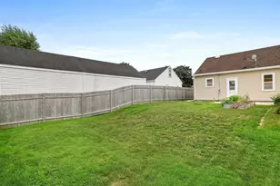 419 S 30th St, Manitowoc, WI 54220 - Photo 14