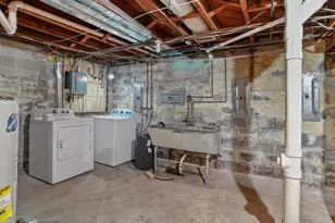 419 S 30th St, Manitowoc, WI 54220 - Photo 12