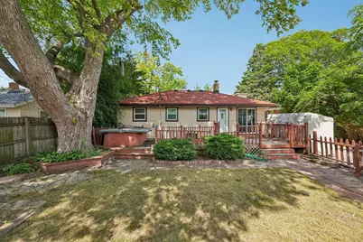 10611 W Silver Spring Dr, Milwaukee, WI 53225 - Photo 32