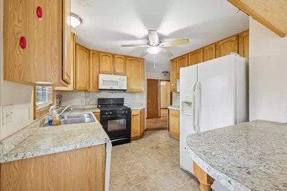 10611 W Silver Spring Dr, Milwaukee, WI 53225 - Photo 8
