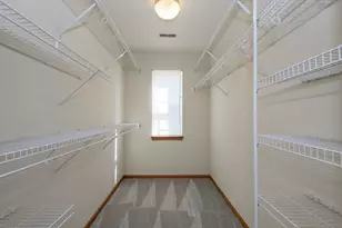 18730 Emerald Cir, Brookfield, WI 53045 - Photo 6