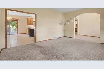 W7885  Country Ave, Holland, WI 54636 - Photo 6