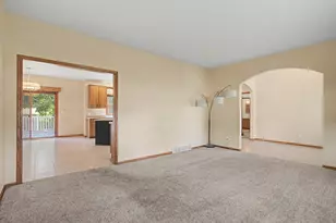 W7885 Country Ave, Holland, WI 54636 - Photo 6