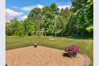 3418 W Twin Ln, Kossuth, WI 54241 - Photo 10