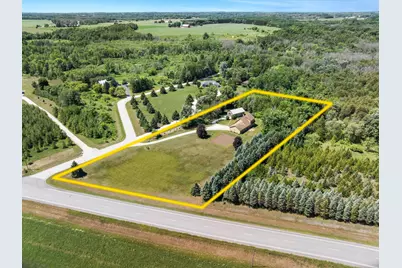 3418 W Twin Ln, Kossuth, WI 54241 - Photo 2